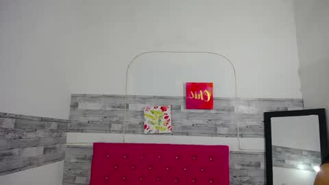 Snapshot of skinnyy_andtight chatting on 04-14-26, 07:31 Alexa online show from 04-14-26, 07:31