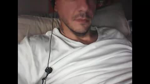 Easy-E online show from 10-22-25, 08:19