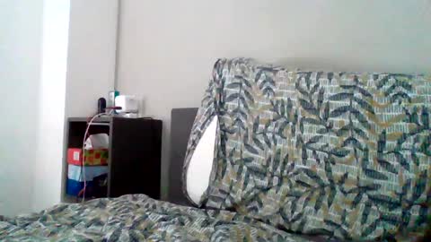 skippyhihi online show from 10-01-25, 07:47