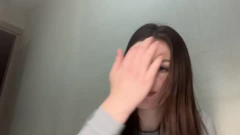 Snapshot of skirenna chatting on 01-08-26, 11:29 skirenna online show from 01-08-26, 11:29