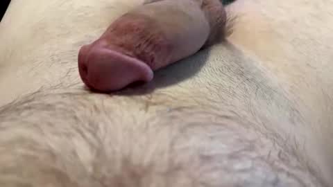 Snapshot of skittles333tw chatting on 10-19-25, 06:30 skittles333tw online show from 10-19-25, 06:30