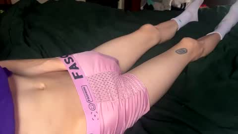 Skittles online show from 02-12-26, 01:06