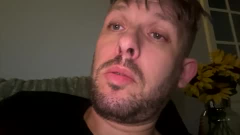 skuzzy25 online show from 10-31-25, 07:09