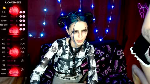 Iska Im genderfluid theyheshenot use ht have reasons and Mia my t-gf sheher online show from 12-01-24, 04:29