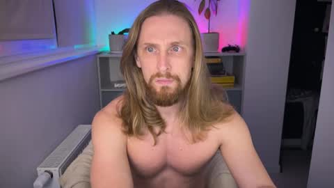 Snapshot of sky_guy25 chatting on 11-02-25, 09:28 sky_guy25 online show from 11-02-25, 09:28