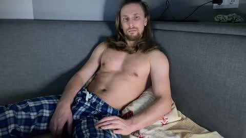 Snapshot of sky_guy25 chatting on 11-20-25, 09:25 sky_guy25 online show from 11-20-25, 09:25