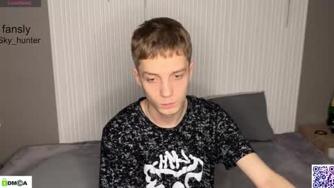 sky_hunter online show from 11-19-25, 04:18