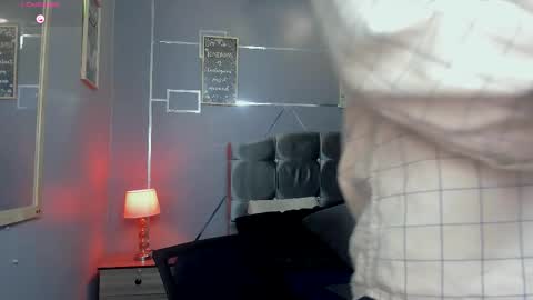 Daniel online show from 10-18-25, 03:20