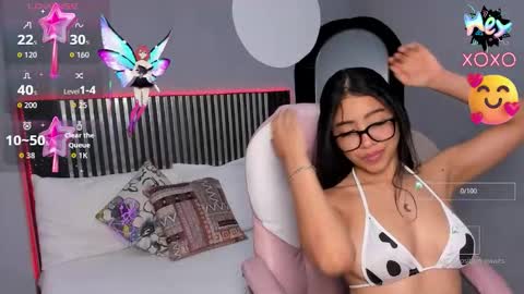 Snapshot of sky_winter chatting on 10-18-25, 03:57 S O F I online show from 10-18-25, 03:57