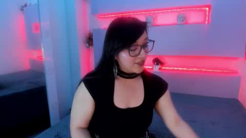skye_bluee_ online show from 10-01-25, 03:34