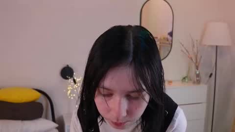 Snapshot of skyemcguire chatting on 11-22-25, 07:40 Melissa online show from 11-22-25, 07:40