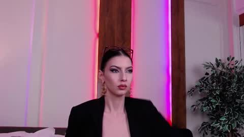 SkylarSpark online show from 10-07-25, 08:17