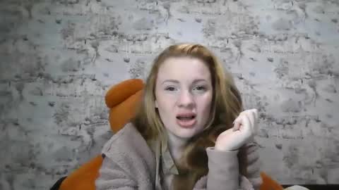 Snapshot of skyler_wans chatting on 10-14-25, 02:40 Skyler online show from 10-14-25, 02:40