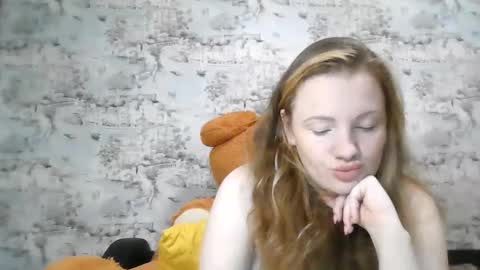 Snapshot of skyler_wans chatting on 11-06-25, 03:13 Skyler online show from 11-06-25, 03:13