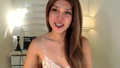 Snapshot of skyllerkent chatting on 01-07-25, 01:49 Sky online show from 01-07-25, 01:49