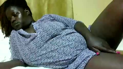 skyra1 online show from 01-18-25, 06:43