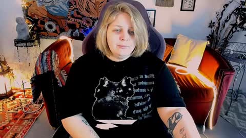 Snapshot of sladadeew chatting on 01-07-25, 09:07 Slada Deew online show from 01-07-25, 09:07