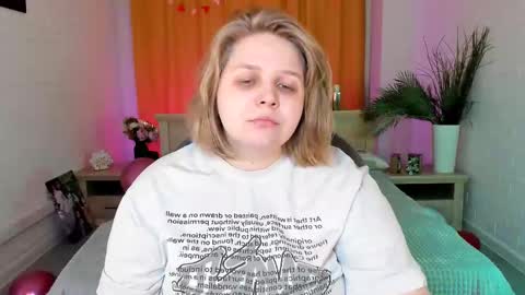 Snapshot of sladadeew chatting on 02-11-25, 09:09 Slada Deew online show from 02-11-25, 09:09