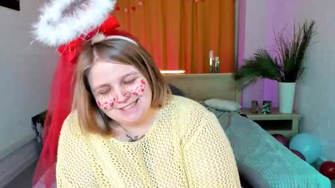 Snapshot of sladadeew chatting on 02-11-25, 03:40 Slada Deew online show from 02-11-25, 03:40