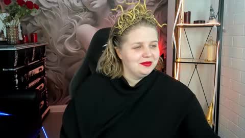 Snapshot of sladadeew chatting on 02-13-25, 09:30 Slada Deew online show from 02-13-25, 09:30