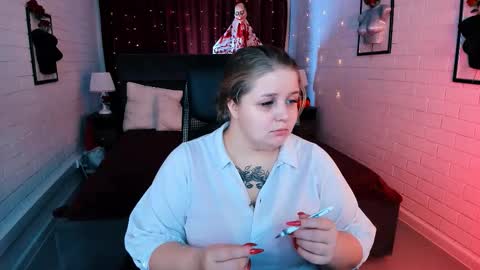 Snapshot of sladadeew chatting on 10-25-25, 05:26 Slada Deew online show from 10-25-25, 05:26