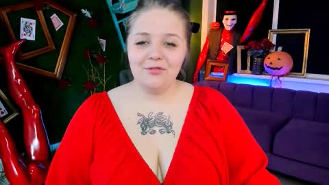 Snapshot of sladadeew chatting on 10-29-25, 05:31 Slada Deew online show from 10-29-25, 05:31