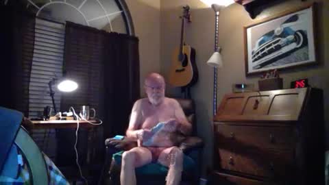 sladeisnaked online show from 02-12-26, 09:48