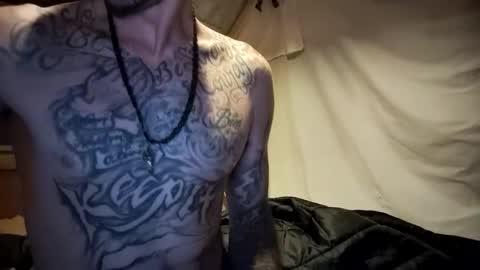 Snapshot of slangincock69 chatting on 01-14-25, 12:03 SexyMFSlangincock69FYPM online show from 01-14-25, 12:03