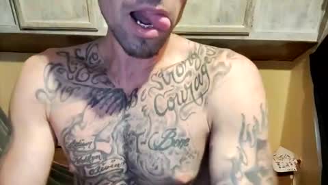 Snapshot of slangincock69 chatting on 02-08-25, 01:22 SexyMFSlangincock69FYPM online show from 02-08-25, 01:22