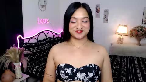 Queen Cyrine online show from 09-22-25, 11:56
