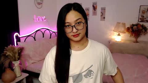 Snapshot of slave_amanda69 chatting on 11-12-25, 04:24 Queen Cyrine online show from 11-12-25, 04:24