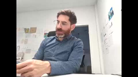 Snapshot of slavefuckfunhype chatting on 12-30-24, 01:14 camboy online show from 12-30-24, 01:14