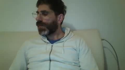 Snapshot of slavefuckfunhype chatting on 01-01-25, 09:09 camboy online show from 01-01-25, 09:09
