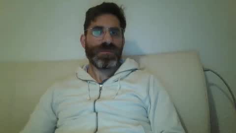 Snapshot of slavefuckfunhype chatting on 01-02-25, 10:22 camboy online show from 01-02-25, 10:22