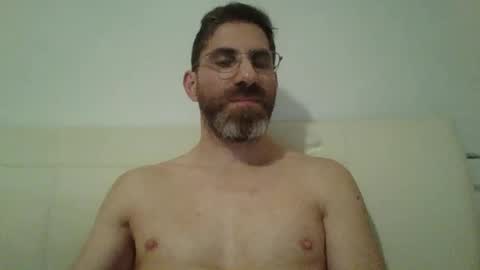 Snapshot of slavefuckfunhype chatting on 01-28-25, 09:08 camboy online show from 01-28-25, 09:08