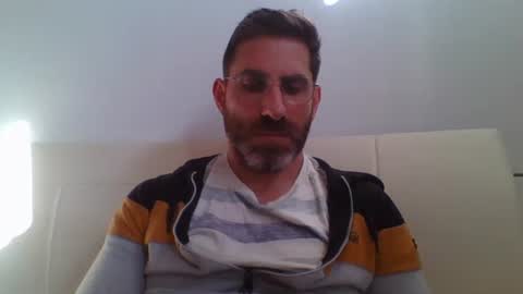 Snapshot of slavefuckfunhype chatting on 03-09-25, 02:21 camboy online show from 03-09-25, 02:21