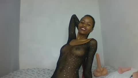 Snapshot of slaybby chatting on 11-21-25, 05:17 Slaybby online show from 11-21-25, 05:17