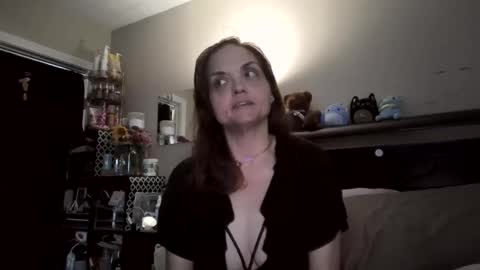 slayterkitty online show from 11-02-25, 08:11