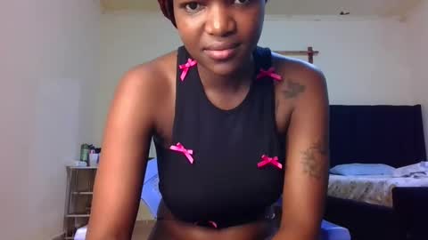 Snapshot of sleek_ass chatting on 10-01-25, 07:14 sleek_ass online show from 10-01-25, 07:14