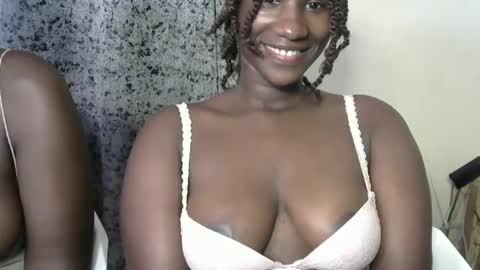 sleekmellanin online show from 10-02-25, 04:03