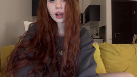 Snapshot of sleepycode002 chatting on 12-19-24, 01:50 JoO online show from 12-19-24, 01:50