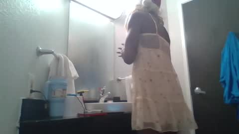 Bottmboitwink online show from 11-28-25, 09:17