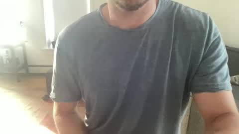 Snapshot of slick_39 chatting on 11-11-25, 01:11 slick_39 online show from 11-11-25, 01:11