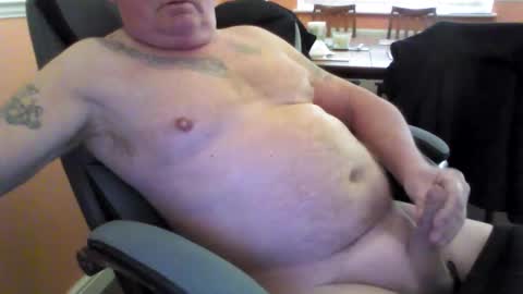 Snapshot of slider69m chatting on 03-02-25, 07:10 slider69m online show from 03-02-25, 07:10