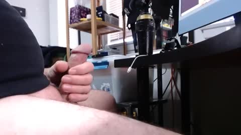 sliderguy699 online show from 03-08-25, 12:41