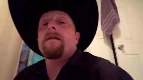 Snapshot of slidinginyourguts chatting on 03-21-26, 10:09 Double D online show from 03-21-26, 10:09