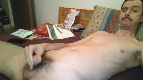 Snapshot of slim38 chatting on 02-09-25, 05:40 Alin online show from 02-09-25, 05:40