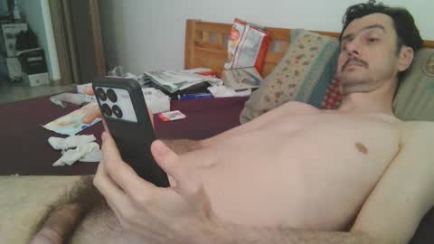 Snapshot of slim38 chatting on 10-30-25, 06:04 Alin online show from 10-30-25, 06:04