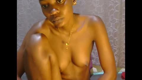 slim_girl01 online show from 09-26-25, 07:56