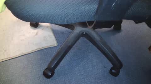 slimandnasty1o7 online show from 12-04-24, 09:57